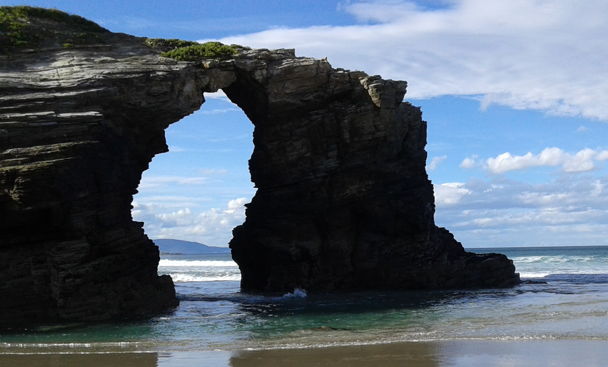 Playa de las Catedrales. Un tesoro natural que Galicia esconde entre acantilados